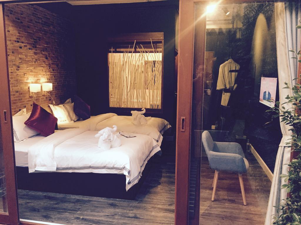 Joyful Thai Boutique Hotel Чиангмай Экстерьер фото
