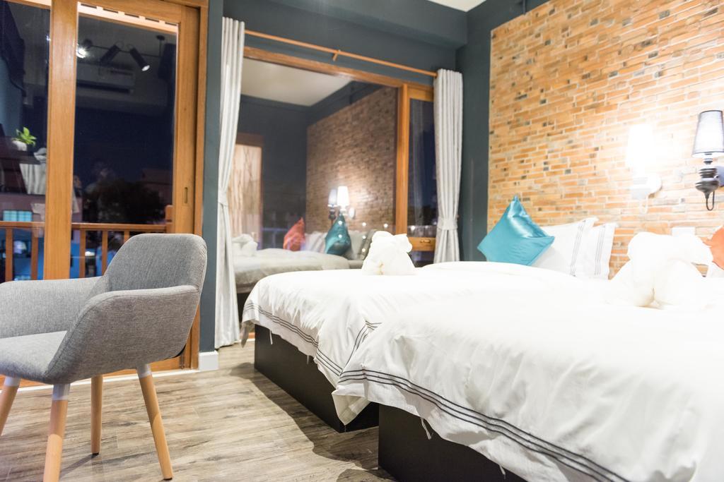Joyful Thai Boutique Hotel Чиангмай Экстерьер фото