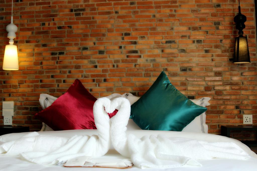 Joyful Thai Boutique Hotel Чиангмай Экстерьер фото